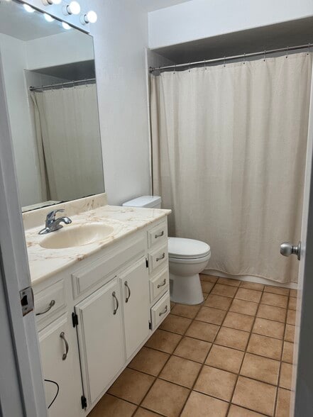 Building Photo - 6416 Friars Rd