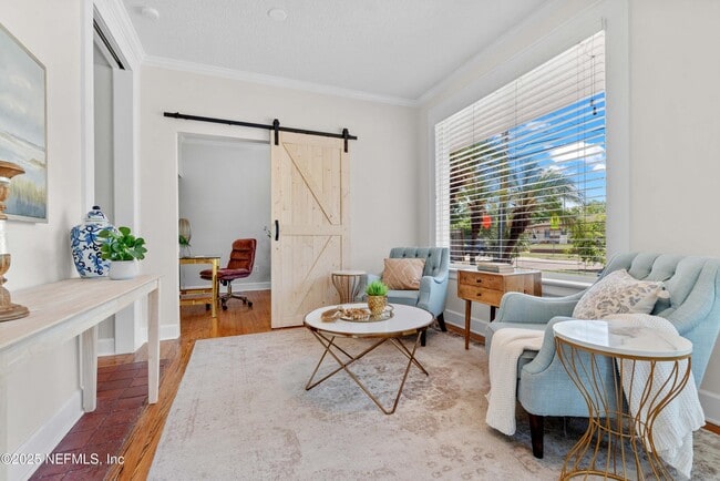 Building Photo - 4227 Woodmere St