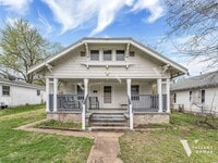 Building Photo - Charming 2-Bedroom, 1-Bathroom House for R...