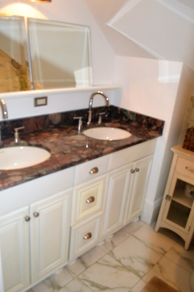 Building Photo - 373 Commonwealth Ave