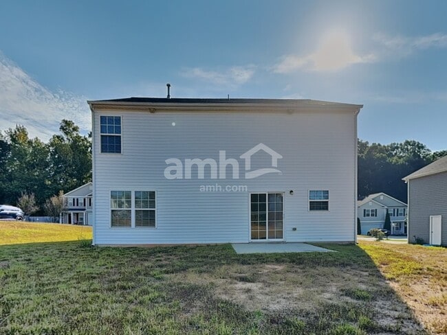 Building Photo - 4984 Mount Hope Dr