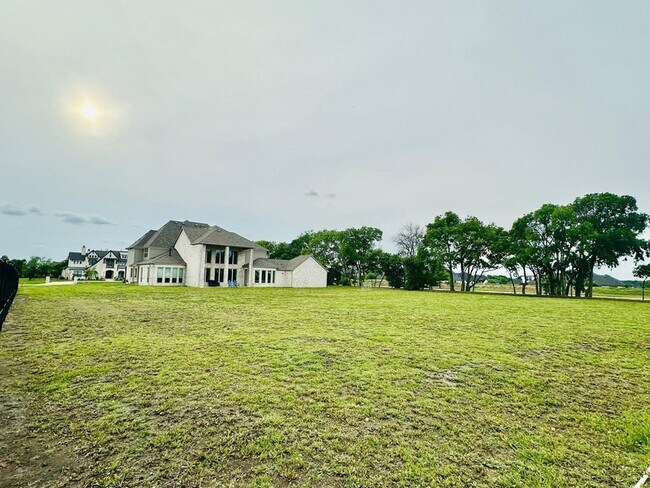 Building Photo - 1405 Gairloch Dr
