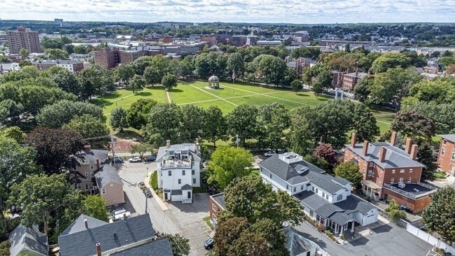 Building Photo - 30 Boardman St