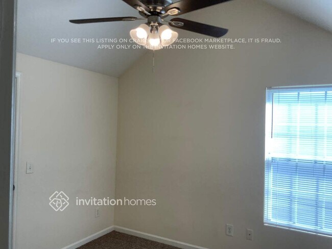 Building Photo - 3750 Burtons Barn St