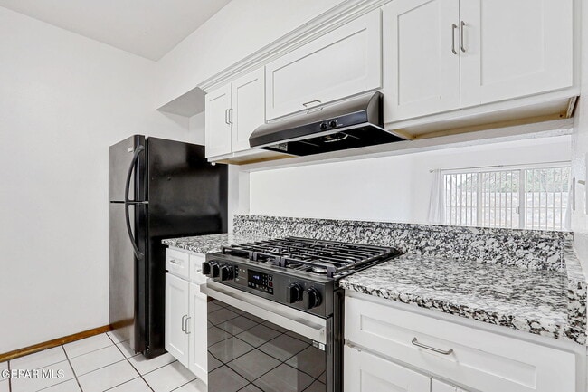 Building Photo - 10914 Pelhem Rd