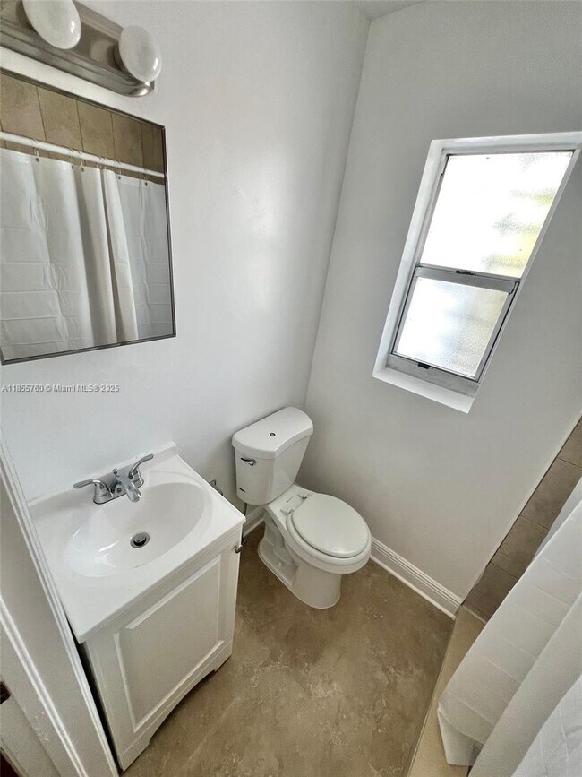 Building Photo - 8411 Biscayne Blvd