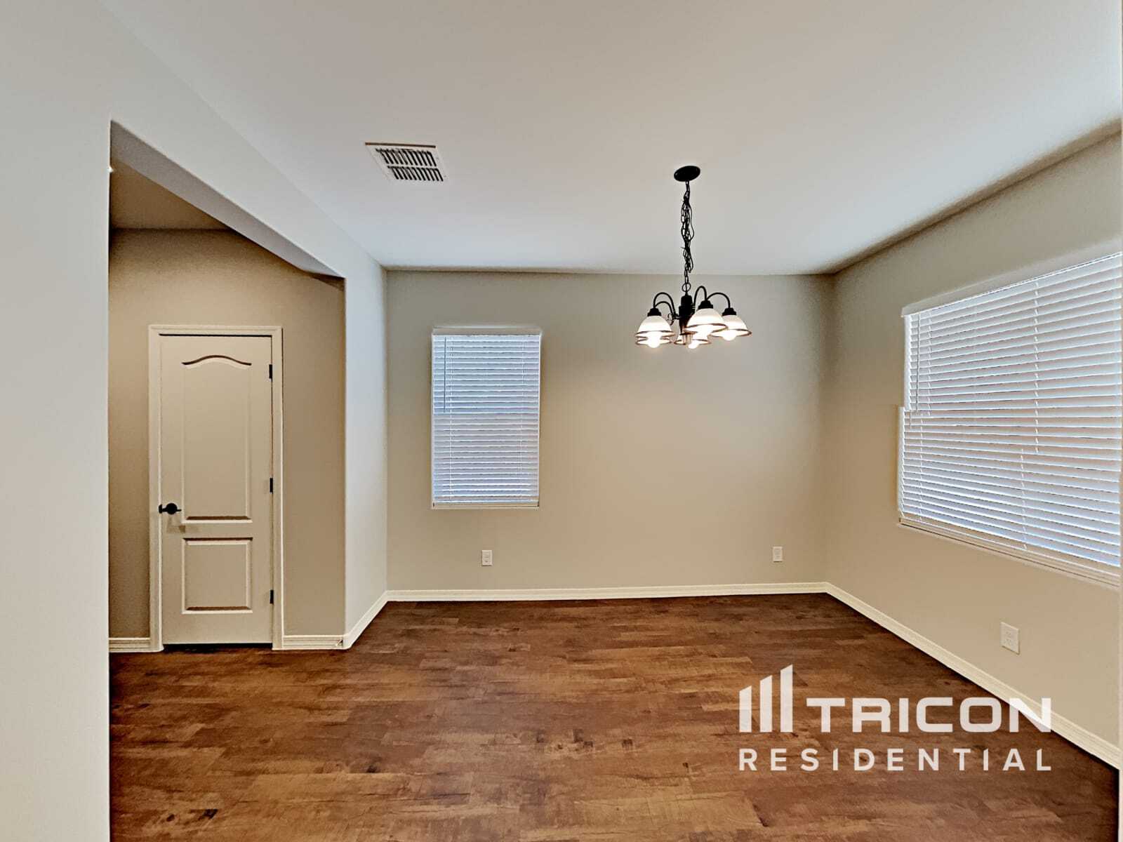 Building Photo - 19550 N Salerno Cir