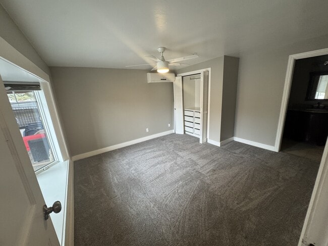 Building Photo - 325 W 100 N