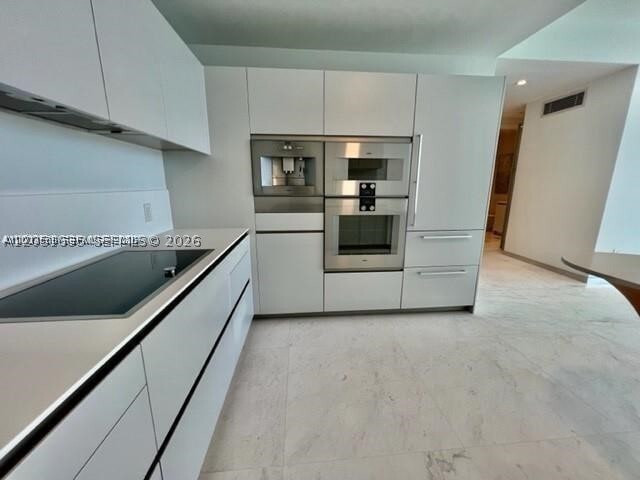 Building Photo - 16901 Collins Ave