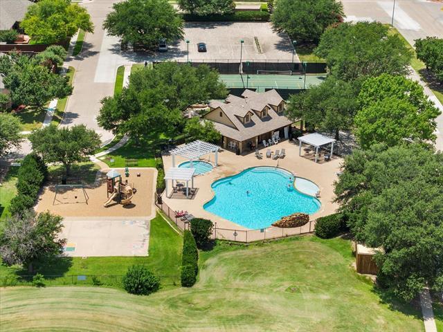 Building Photo - 9109 Azinger Dr