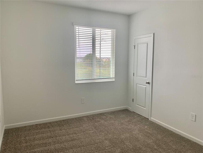 Building Photo - 368 Nine Iron Dr