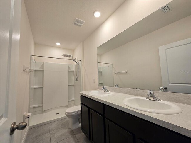 Building Photo - 32803 Pez Landing Ln