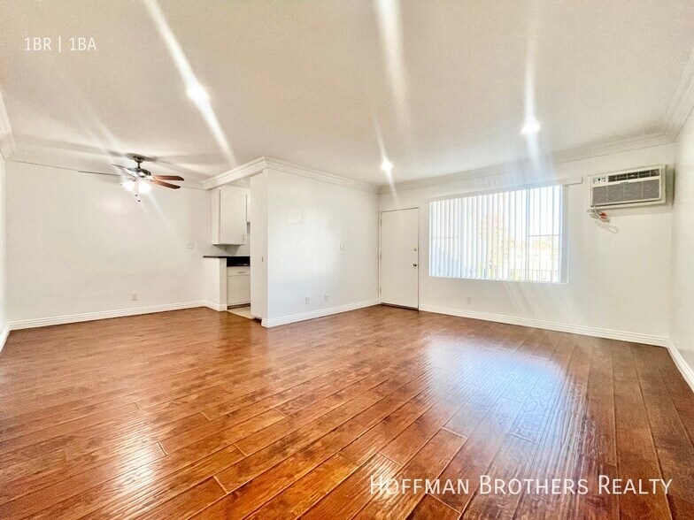 Building Photo - 5226 Lexington Ave