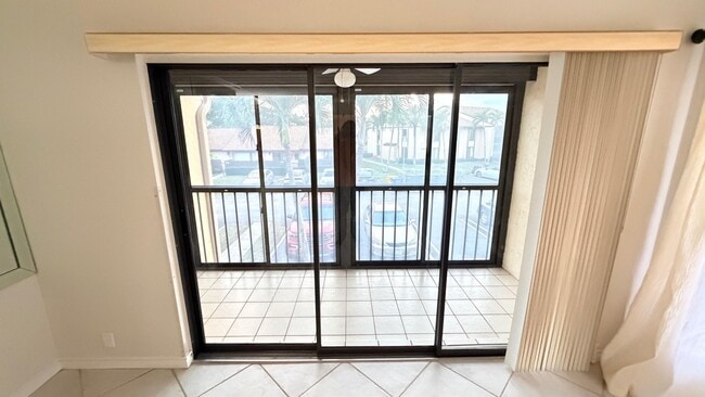 Building Photo - 802 Sky Pine Way