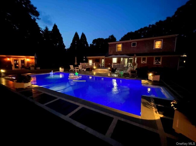 Building Photo - 45 Bellows Terrace