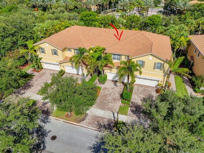 Building Photo - 4803 Cadiz Cir