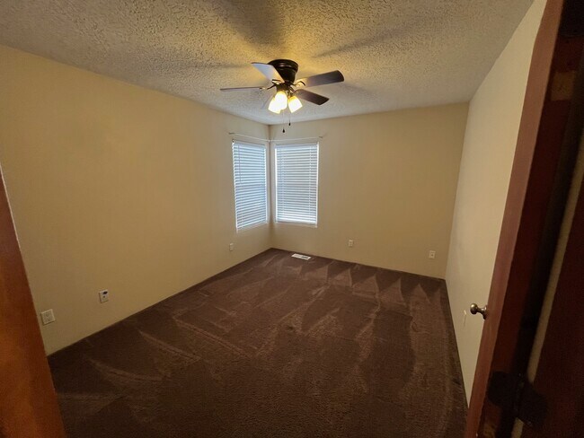 Bedroom 2 - 11016 Alta Dr NW