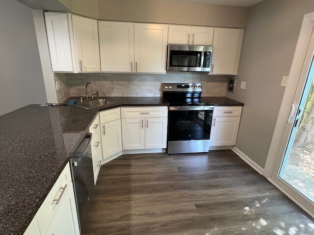 Kitchen - 1781 Quail Ct