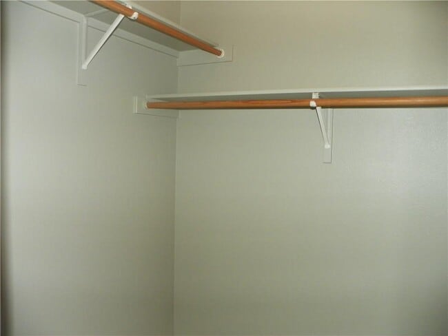 Building Photo - 135 Marvin Cove