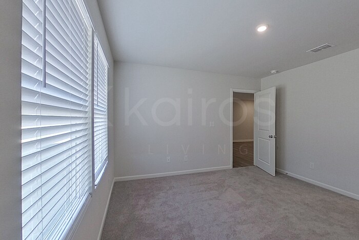 Building Photo - 401 Bohannon Dr.