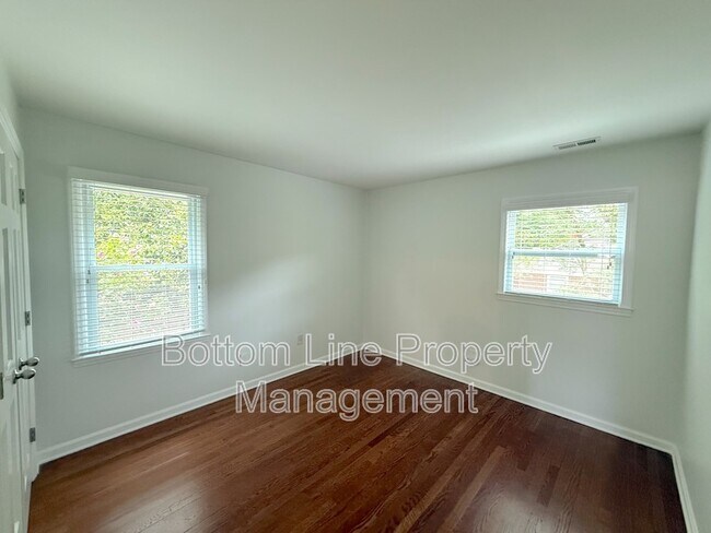 Building Photo - 6741 Windyrush Rd