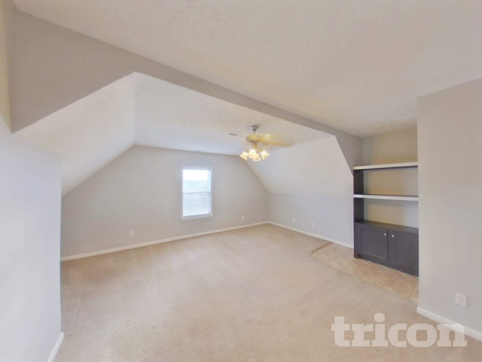 Building Photo - 1456 Colyn Avenue