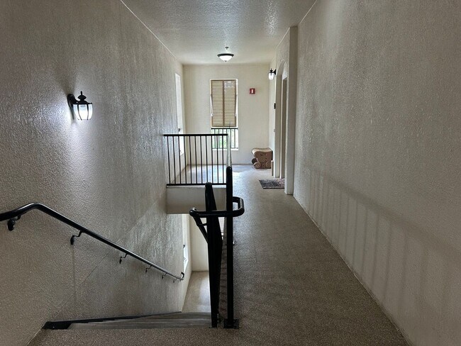 Building Photo - Top Floor Condo at Lakeside at Lakes of Wi...