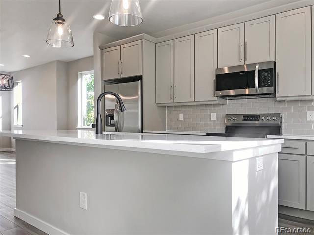 Building Photo - 6767 S Tempe Ct