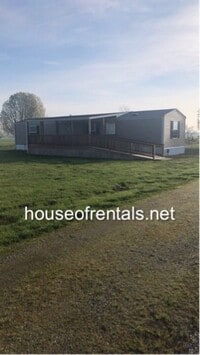 Building Photo - 860 Chamness Rd
