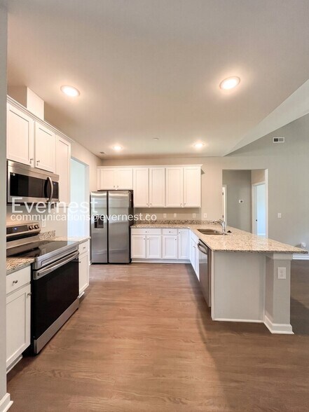 Building Photo - 1046 Echo Rdg Rd