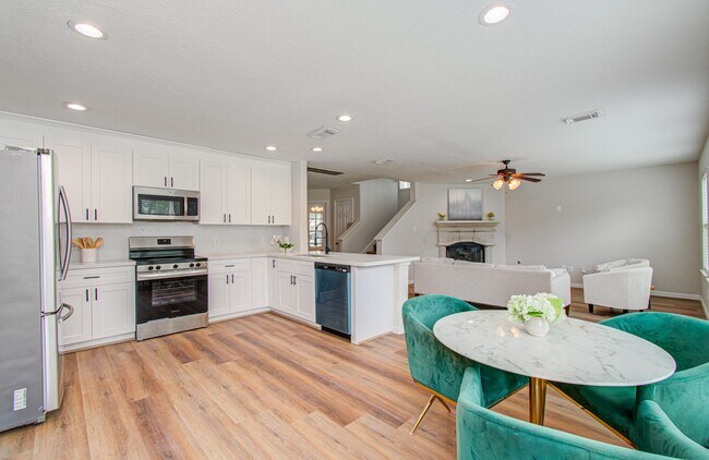 Building Photo - 21106 Machall Manor Ct