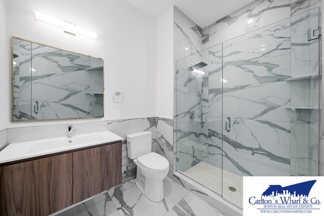 Building Photo - 218 Old Colony Ave