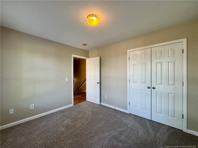 Building Photo - 134 Cresthaven Dr