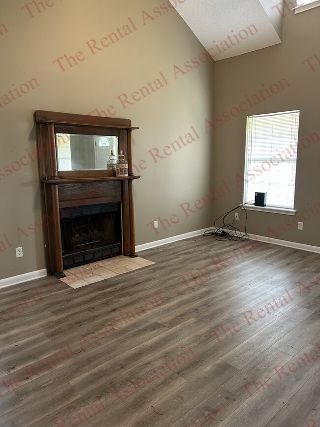 Building Photo - 541 Melton Dr