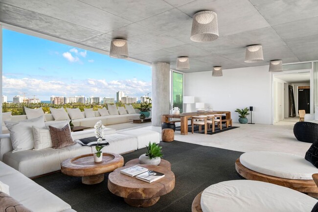 Building Photo - 4701 Meridian Ave