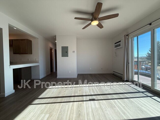 Building Photo - 3440 11th Ave S