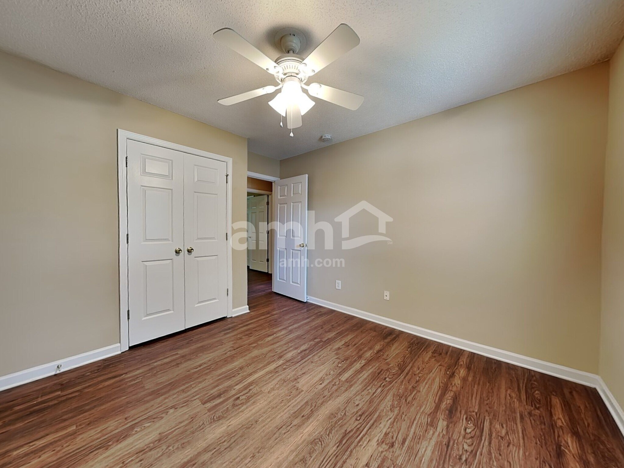 Building Photo - 213 Fiddlers Knoll Ct