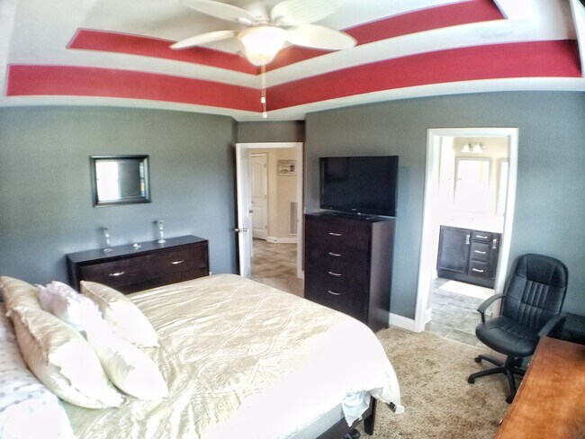Building Photo - Nice 3 bedroom 2 bath