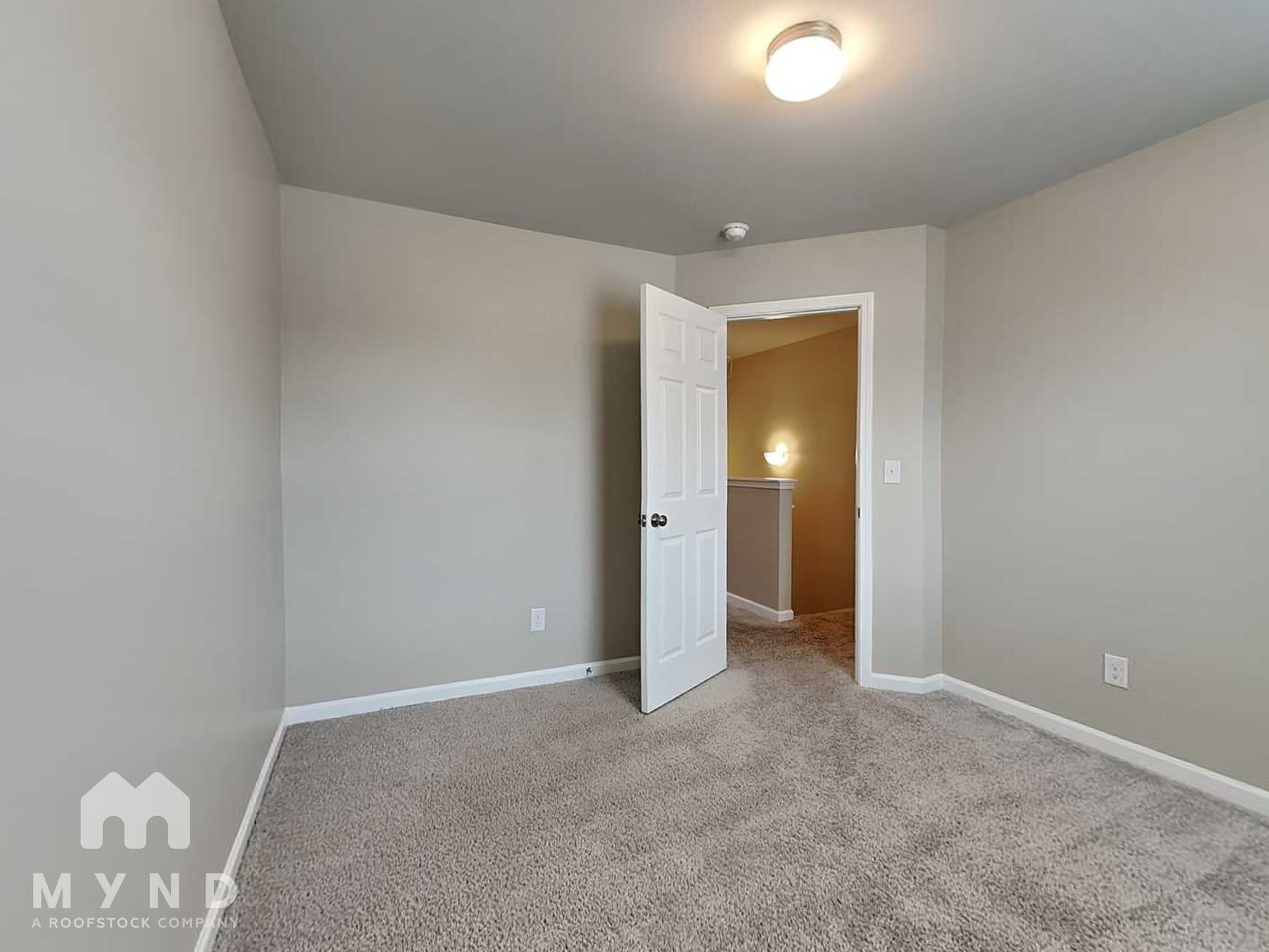 Building Photo - 803 The Heights Ln