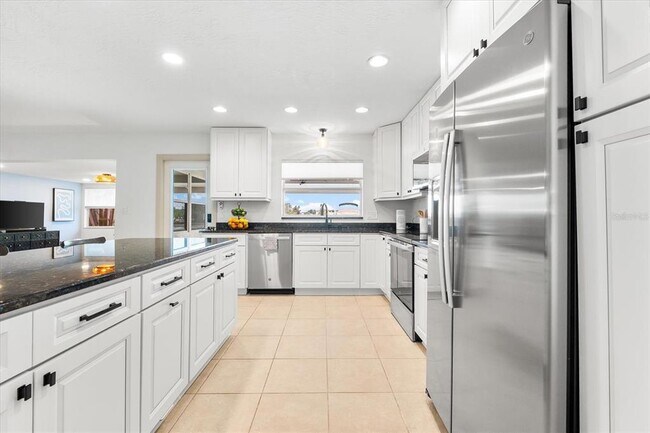 Building Photo - 8848 Sunlit Cove Dr NE