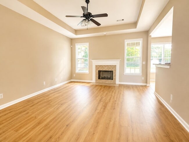 Building Photo - 9013 Black Cherry Trl