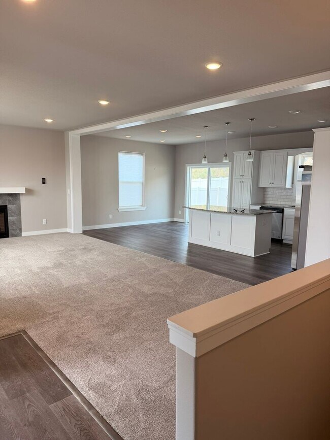 Building Photo - 1726 Kade Ct
