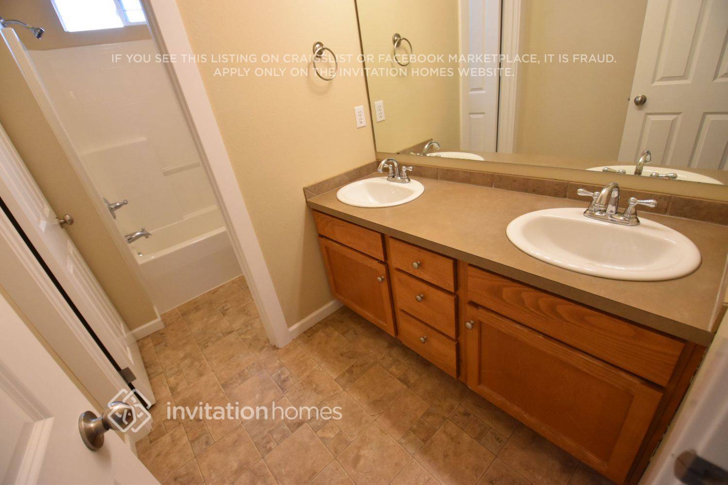 Building Photo - 18512 112th Ave E