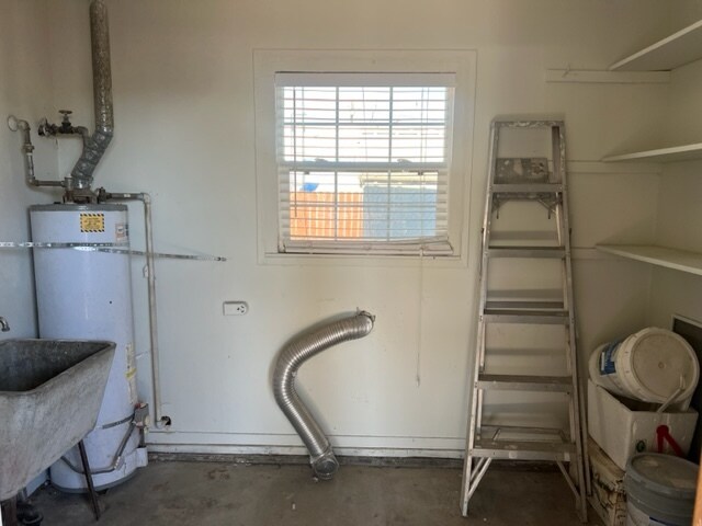 Building Photo - 215 Hemlock Ave