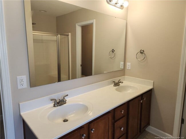 Building Photo - 2907 Chanticleer Ct
