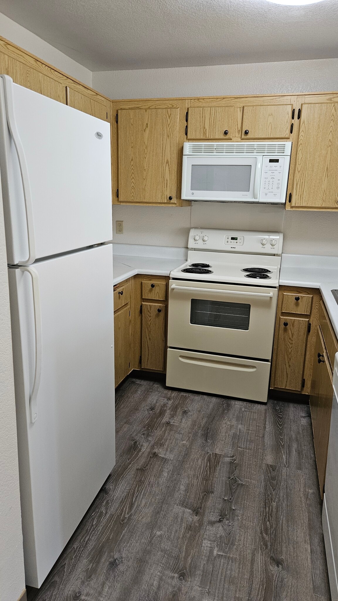 Building Photo - 3520 Lebon Dr