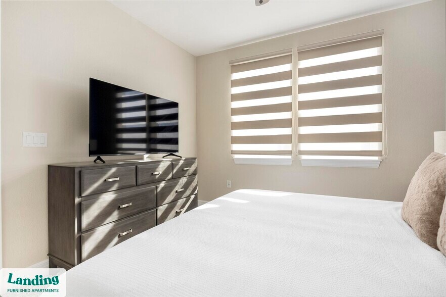 Building Photo - 5150 Ronald Reagan Blvd