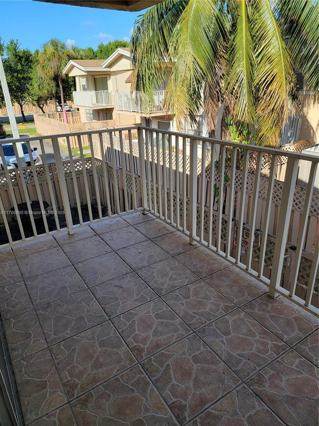Building Photo - 4440 NW 79th Ave