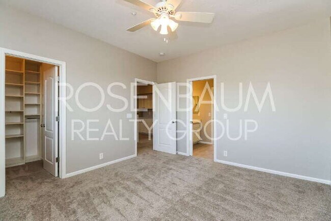 Building Photo - Luxury Living in Scottsdale’s McDowell Mou...