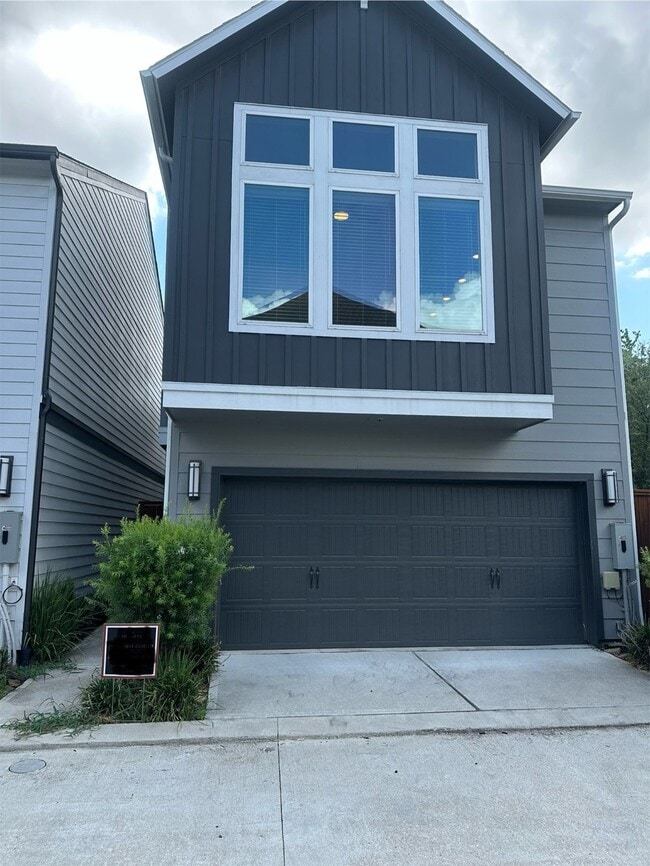 Building Photo - 713 Strawberry Pines Ct